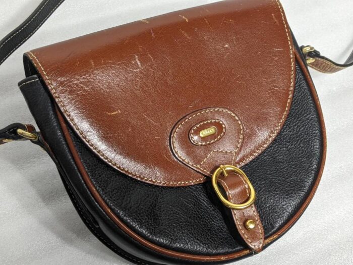 BALLY(バリー)ショルダーバッグ