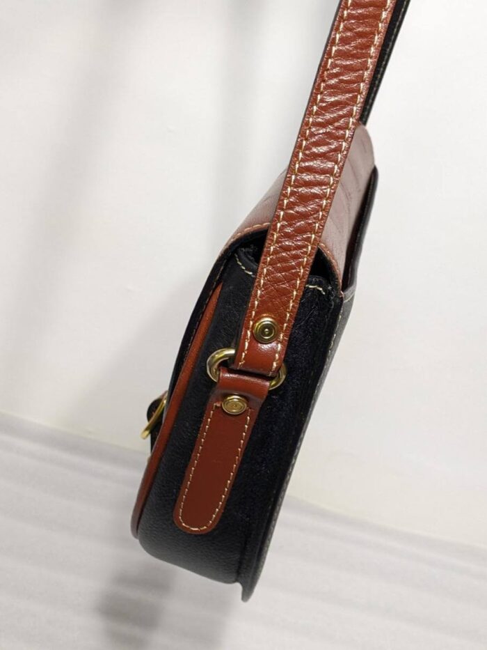 BALLY(バリー)ショルダーバッグ