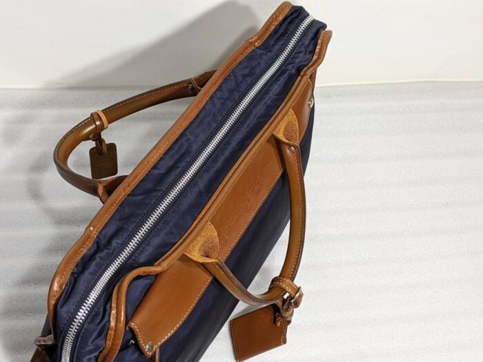 フェリージ ナイロン ブリーフケース