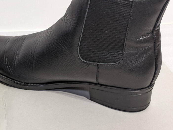 レザー　ショートブーツ