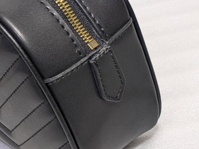 Gucci GGマーモント ショルダーバッグ