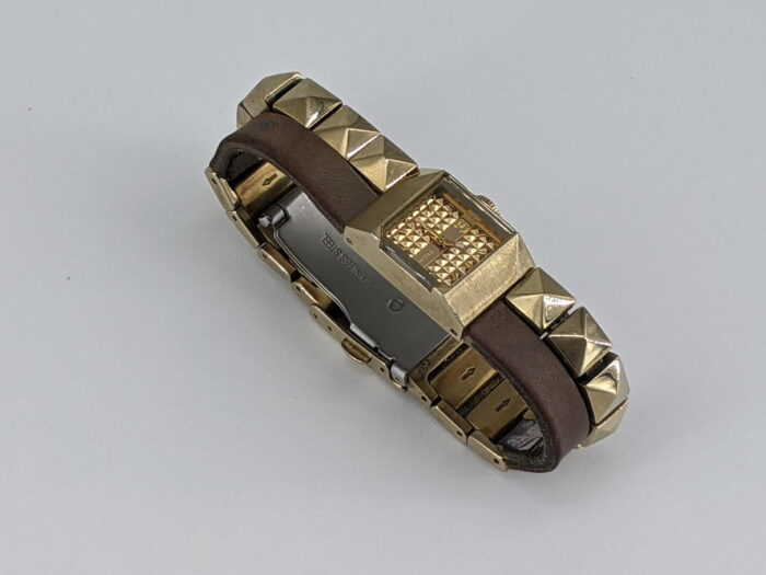 腕時計のベルト交換（作業前）